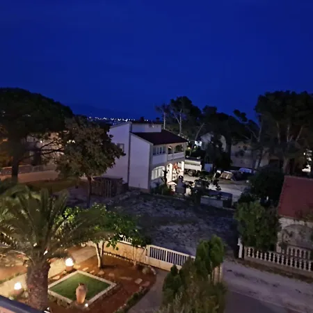 Vukadin Apartment Vir