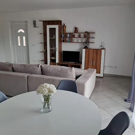 Apartment Vukadin